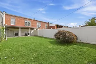 87-68 Little Neck Pkwy, Floral Park, NY 11001 - Photo 29