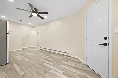 87-68 Little Neck Parkway, Floral Park, NY 11001 - Photo 23
