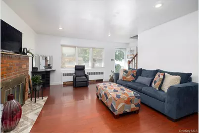 28 Harrison Avenue, Freeport, NY 11520 - Photo 5