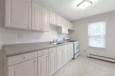 88 Searing Avenue, Mineola, NY 11501 - Photo 11