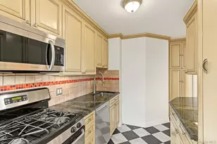 3235 Cambridge Ave, Bronx, NY 10463 - Photo 13