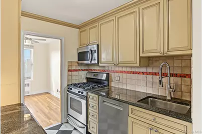 3235 Cambridge Avenue #5F, Bronx, NY 10463 - Photo 15