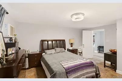 2962 Hewlett Avenue, Merrick, NY 11566 - Photo 25