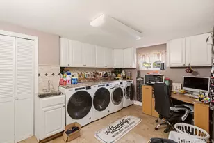 2962 Hewlett Ave, Merrick, NY 11566 - Photo 33