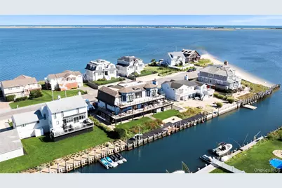 36 Shinnecock Road, East Quogue, NY 11942 - Photo 5
