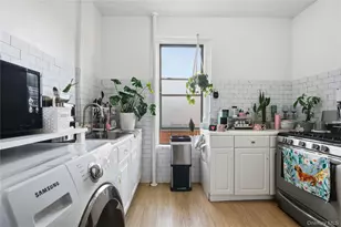 924 Summit Ave, Bronx, NY 10452 - Photo 17