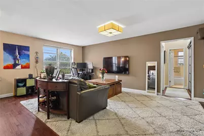 65-45 Yellowstone Boulevard #6G, Forest Hills, NY 11375 - Photo 3