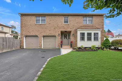 2084 Manfield Avenue, Merrick, NY 11566 - Photo 1
