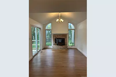 32 Homewood Drive, Hampton Bays, NY 11946 - Photo 5