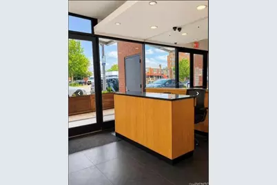 60-70 Woodhaven Boulevard #3D, Elmhurst, NY 11373 - Photo 3