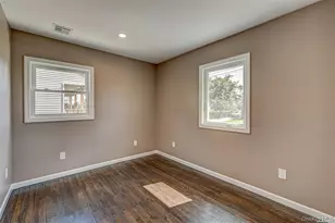 218 E Alhambra Ave, Lindenhurst, NY 11757 - Photo 21