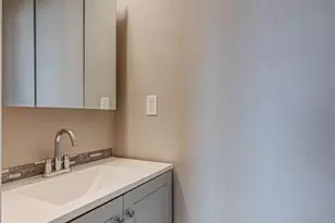 218 E Alhambra Ave, Lindenhurst, NY 11757 - Photo 27