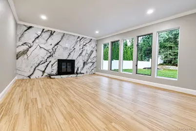 140 Seaman Neck Road, Dix Hills, NY 11746 - Photo 5