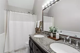 7 Platt Pl, Huntington, NY 11743 - Photo 31