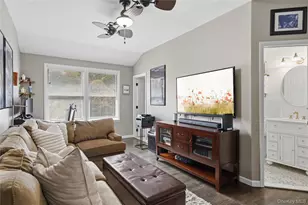 7 Platt Pl, Huntington, NY 11743 - Photo 19