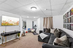 7 Platt Pl, Huntington, NY 11743 - Photo 33