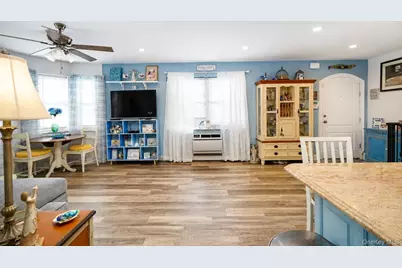 176 Beach 101st Street #4A, Rockaway Park, NY 11694 - Photo 9