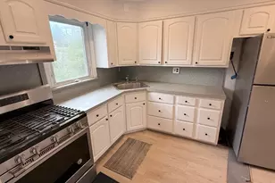 220 Manhattan Ave, Westbury, NY 11590 - Photo 7