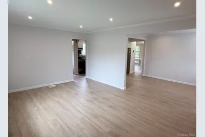 220 Manhattan Avenue #1, Westbury, NY 11590 - Photo 5
