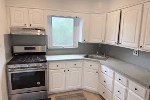 220 Manhattan Ave, Westbury, NY 11590 - Photo 9