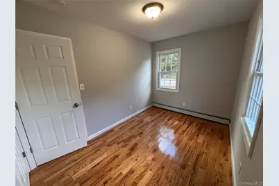 4 Barnes Road, Moriches, NY 11955 - Photo 11