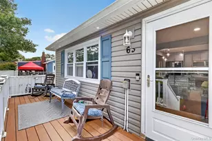 63 4th St, Ronkonkoma, NY 11779 - Photo 3