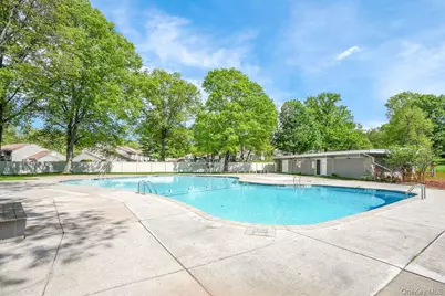 45 Jefferson Oval #G, Yorktown Heights, NY 10598 - Photo 15