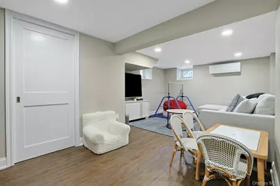 617 Munro Avenue, Mamaroneck, NY 10543 - Photo 33