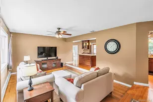 168 Cambon Ave, Saint James, NY 11780 - Photo 5