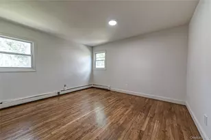 84 N 17th St, Wheatley Heights, NY 11798 - Photo 11