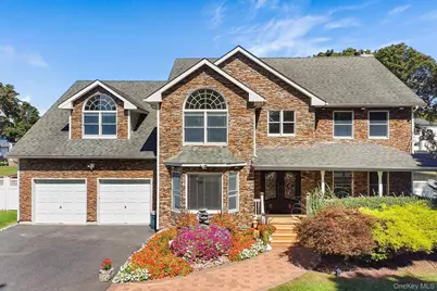 155 Little Plains Road, Huntington, NY 11743 - Photo 3