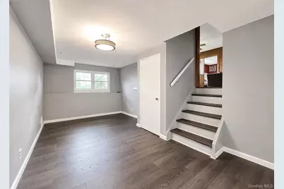 27 Halsey Street, Port Jefferson Station, NY 11776 - Photo 9