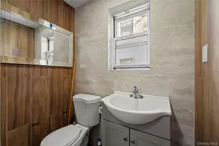 48 Woodruff Pl, Perth Amboy, NJ 08861 - Photo 11