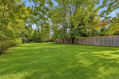 118 Ridge Road, Valley Cottage, NY 10989 - Photo 3