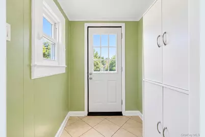 2930 Stevens Street, Oceanside, NY 11572 - Photo 9