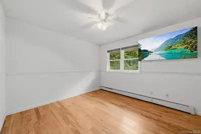323 Roosa Gap Road, Bloomingburg, NY 12721 - Photo 13