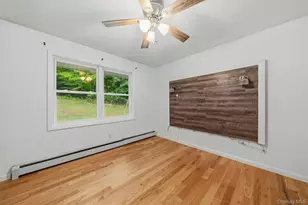 323 Roosa Gap Rd, Bloomingburg, NY 12721 - Photo 15