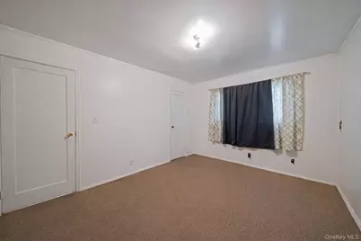 243 Coventry Road S, West Hempstead, NY 11552 - Photo 3