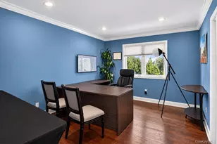 125 Pace Dr S, West Islip, NY 11795 - Photo 21