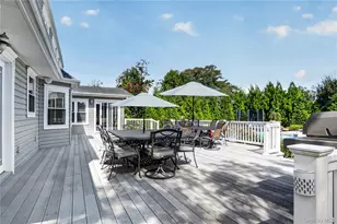 125 Pace Dr S, West Islip, NY 11795 - Photo 27