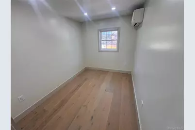 2034 Colden Avenue, Bronx, NY 10462 - Photo 7