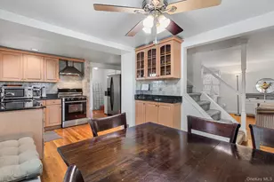 305 White Rd, Mineola, NY 11501 - Photo 7