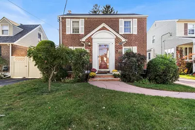 305 White Road, Mineola, NY 11501 - Photo 1