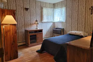 110 Crest Ave, Elmont, NY 11003 - Photo 25