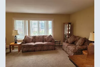 110 Crest Avenue, Elmont, NY 11003 - Photo 15