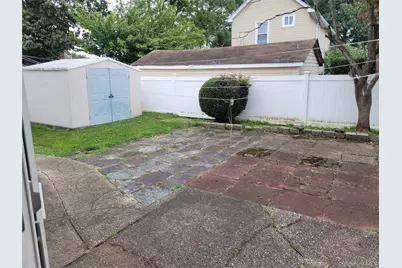 110 Crest Avenue, Elmont, NY 11003 - Photo 9