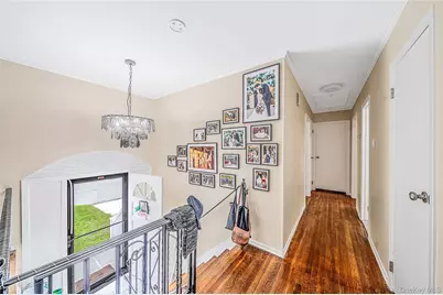 127 Iceland Drive, South Huntington, NY 11746 - Photo 5