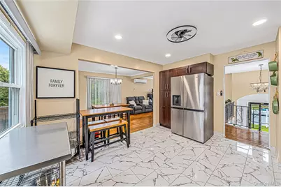 127 Iceland Drive, South Huntington, NY 11746 - Photo 15