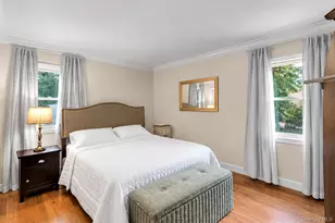 1 Hampton St, East Quogue, NY 11942 - Photo 11