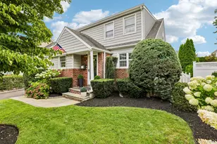 76 Highfield Ave, Port Washington, NY 11050 - Photo 13